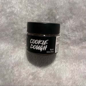 Lush lip scrub